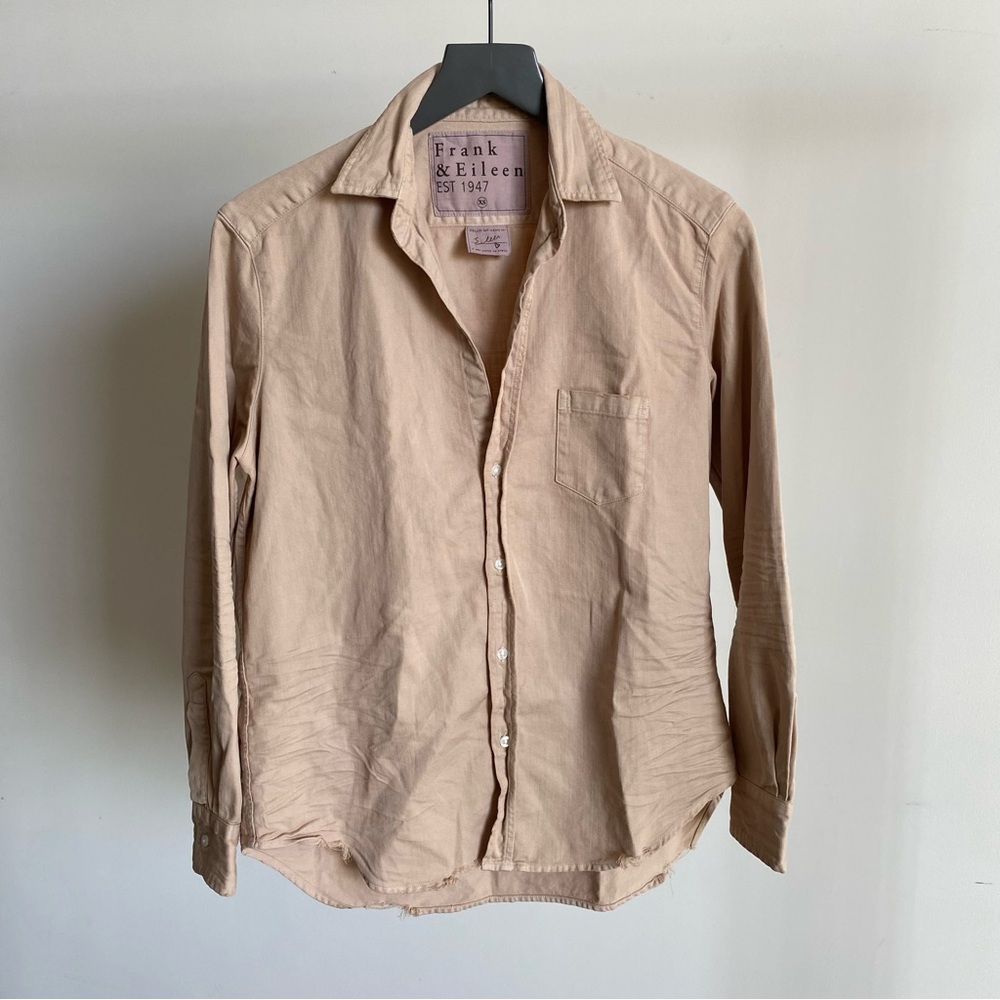 $278  Tan Frank & Eileen Famous Denim “Eileen” Button Up Shirt Sz X-Small
